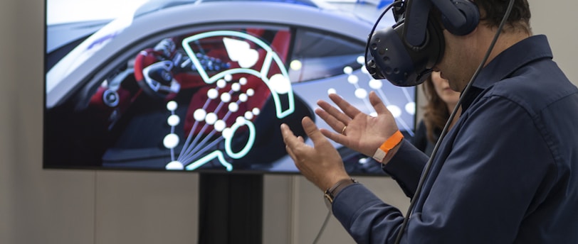 Exploring Compatibility and Software Support for E-Glasses